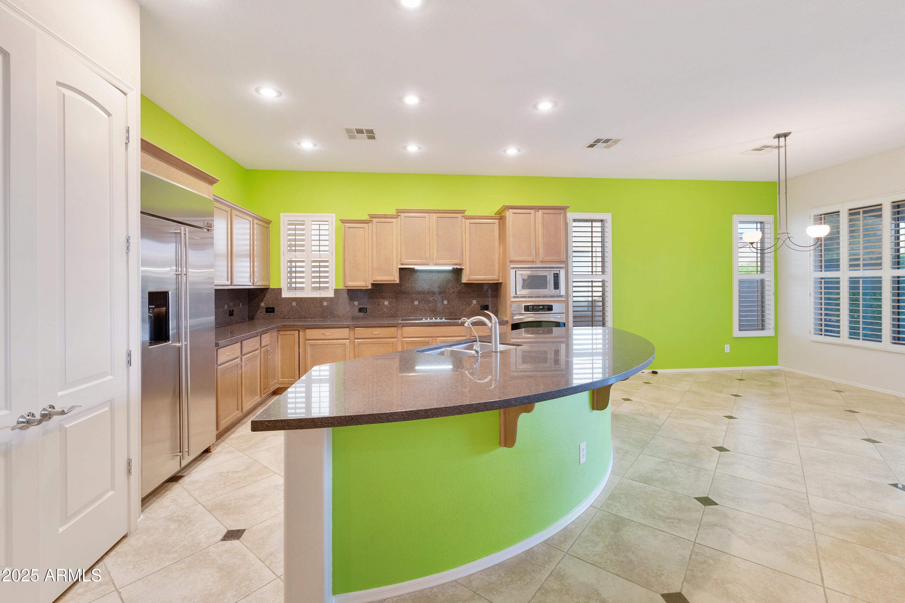 Gilbert, Arizona, 85298, United States, 2 Bedrooms Bedrooms, ,2 BathroomsBathrooms,Residential,For Sale,1993246