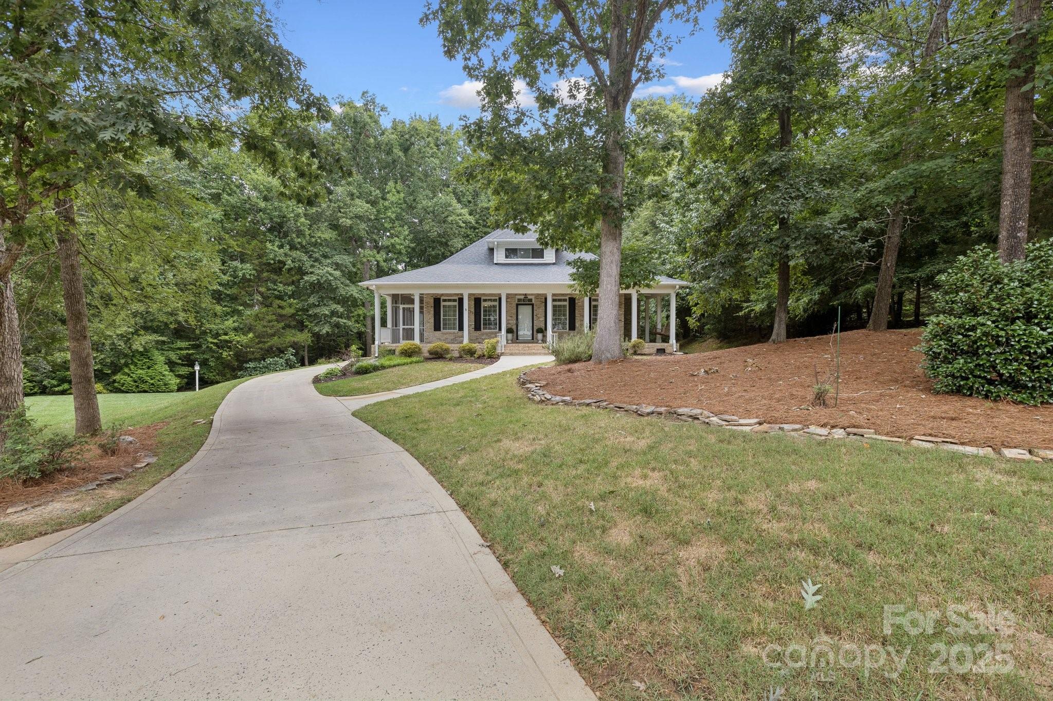 Waxhaw, North Carolina, 28173, United States, 3 Bedrooms Bedrooms, ,3 BathroomsBathrooms,Residential,For Sale,1911219