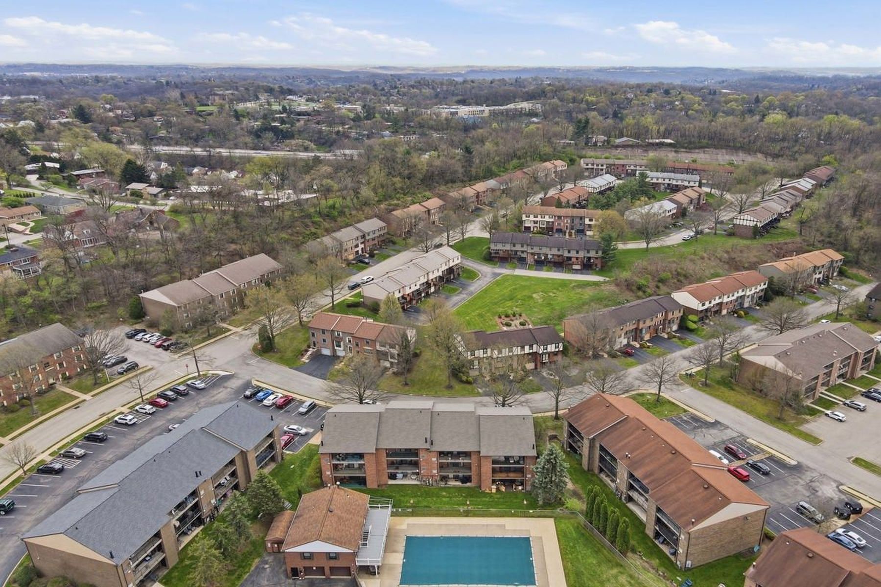  7419 Lighthouse Point, Pittsburgh, PA 15221 - 物件實景