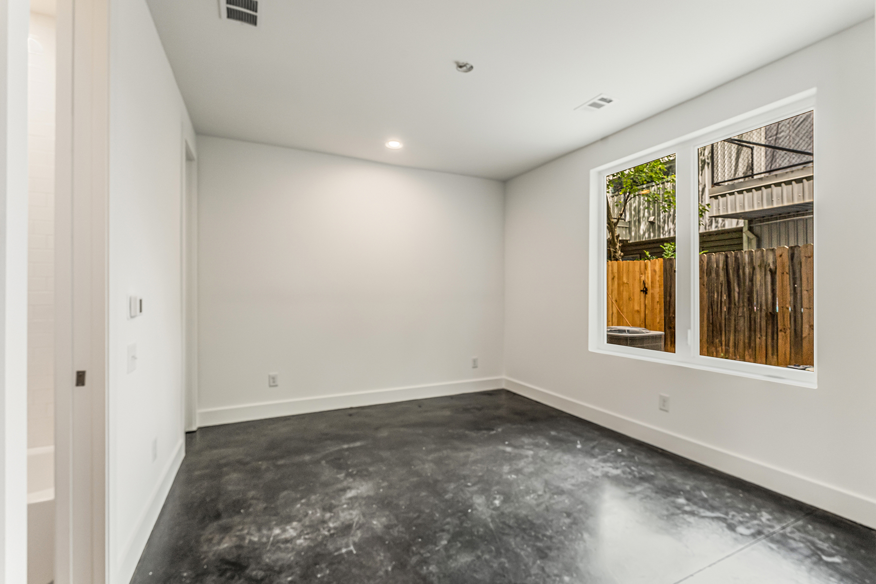  Stunning New Construction Townhomes Near Kirkwood and East Lake Village - 物件實景