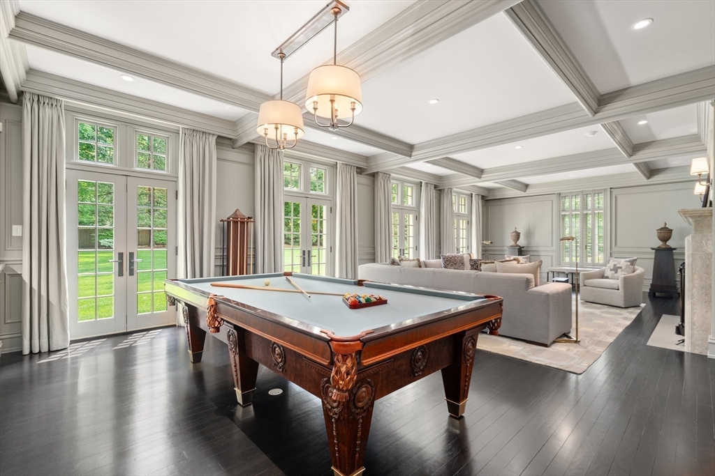 Brookline, Massachusetts, 02467, United States, 7 Bedrooms Bedrooms, ,11 BathroomsBathrooms,Residential,For Sale,1840282