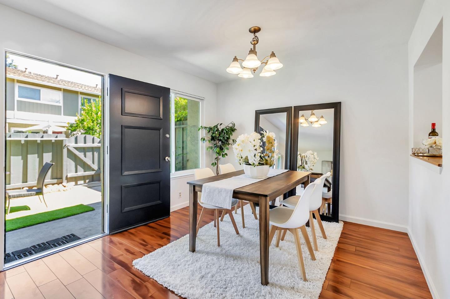 San Jose, California, 95129, United States, 4 Bedrooms Bedrooms, ,3 BathroomsBathrooms,Residential,For Sale,1940424
