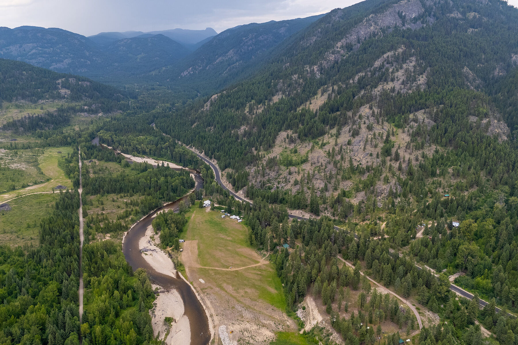  Kettle River Acreage - 物件實景