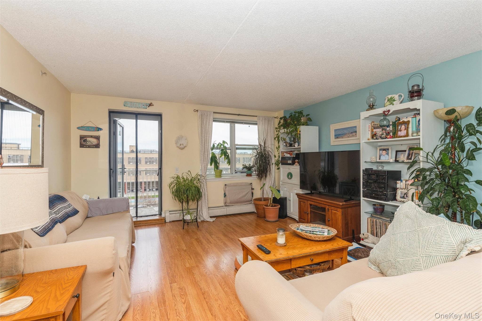 Beach 81st St, Rockaway Beach, NY 11693
