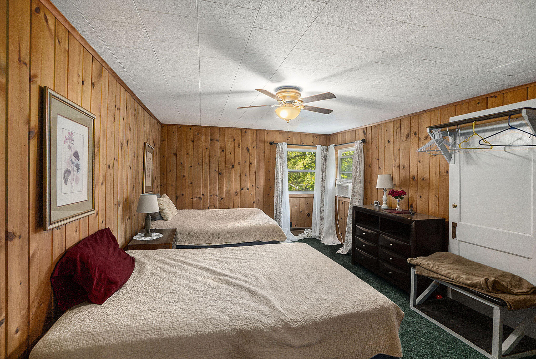 Newaygo, Michigan, 49337, United States, 5 Bedrooms Bedrooms, ,2 BathroomsBathrooms,Residential,For Sale,1982791