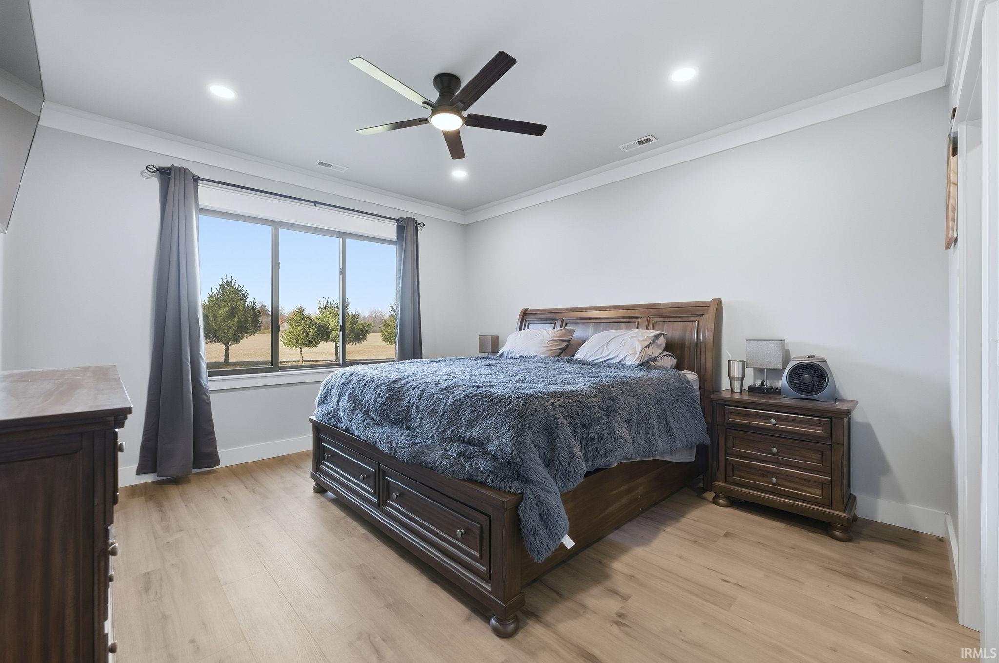 Auburn, Indiana, 46706-9568, United States, 3 Bedrooms Bedrooms, ,3 BathroomsBathrooms,Residential,For Sale,1987024