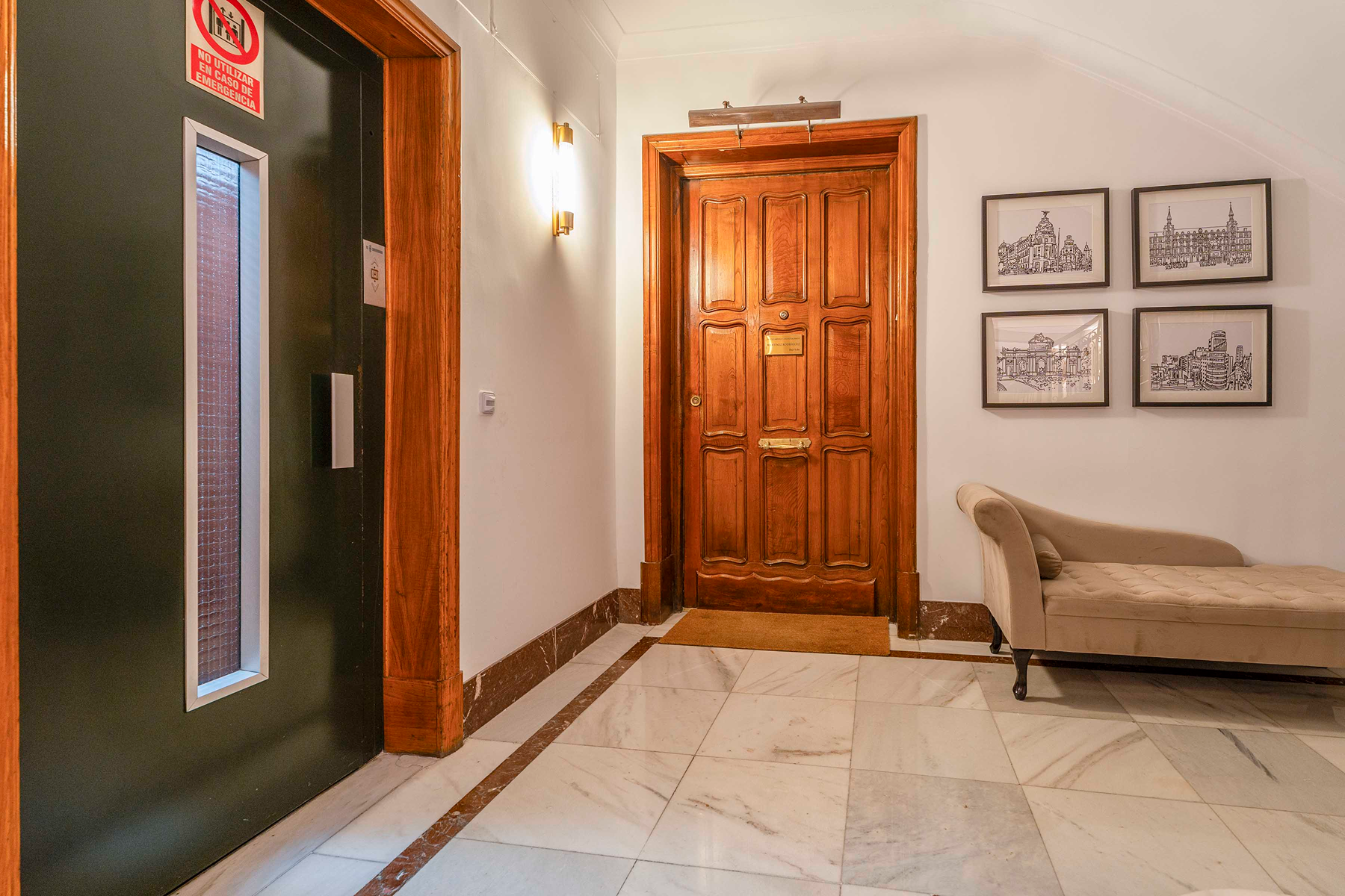  Penthouse to renovate in Trafalgar, Chamberí - 物件實景