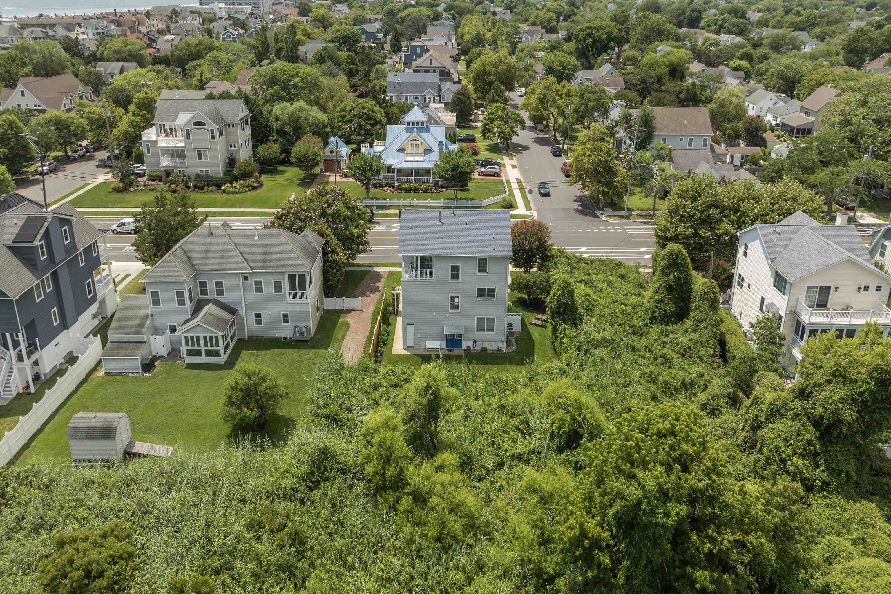 Cape May, New Jersey, 08204, United States, 4 Bedrooms Bedrooms, ,2 BathroomsBathrooms,Residential,For Sale,1988932