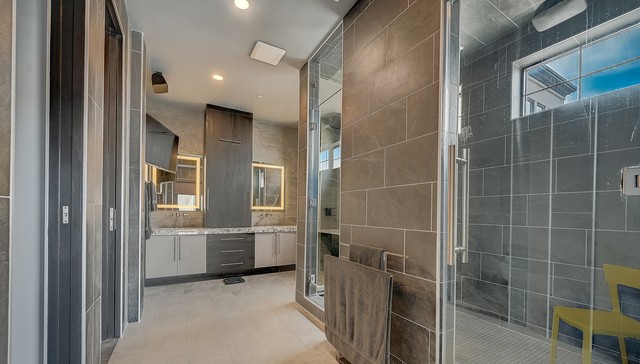 Carmel, Indiana, 46032, United States, 3 Bedrooms Bedrooms, ,4 BathroomsBathrooms,Residential,For Sale,2000560