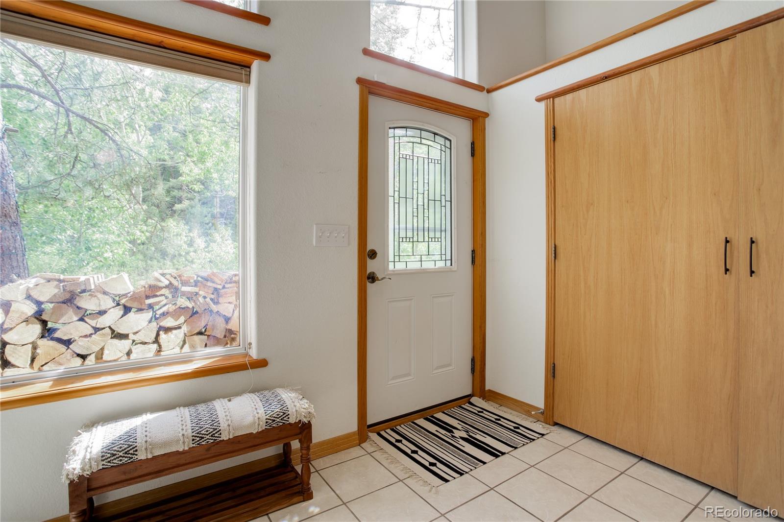 Littleton, Colorado, 80127, United States, 3 Bedrooms Bedrooms, ,2 BathroomsBathrooms,Residential,For Sale,1846692