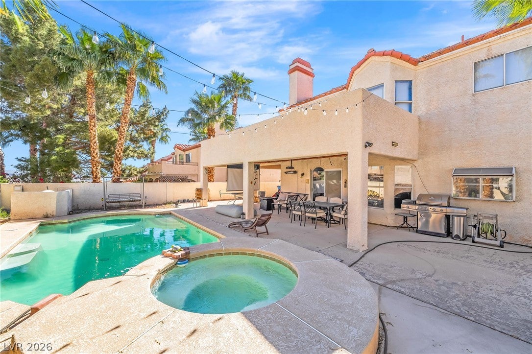 Henderson, Nevada, 89014, United States, 4 Bedrooms Bedrooms, ,3 BathroomsBathrooms,Residential,For Sale,2028376
