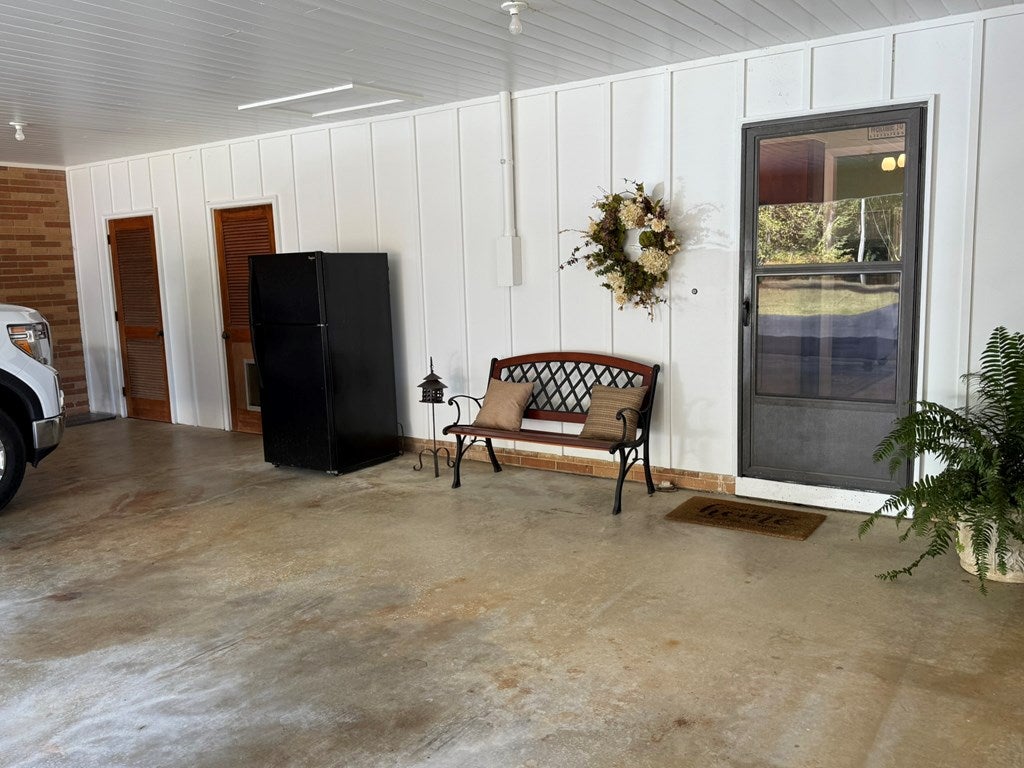 Chula, Georgia, 31733, United States, 4 Bedrooms Bedrooms, ,4 BathroomsBathrooms,Residential,For Sale,1979714