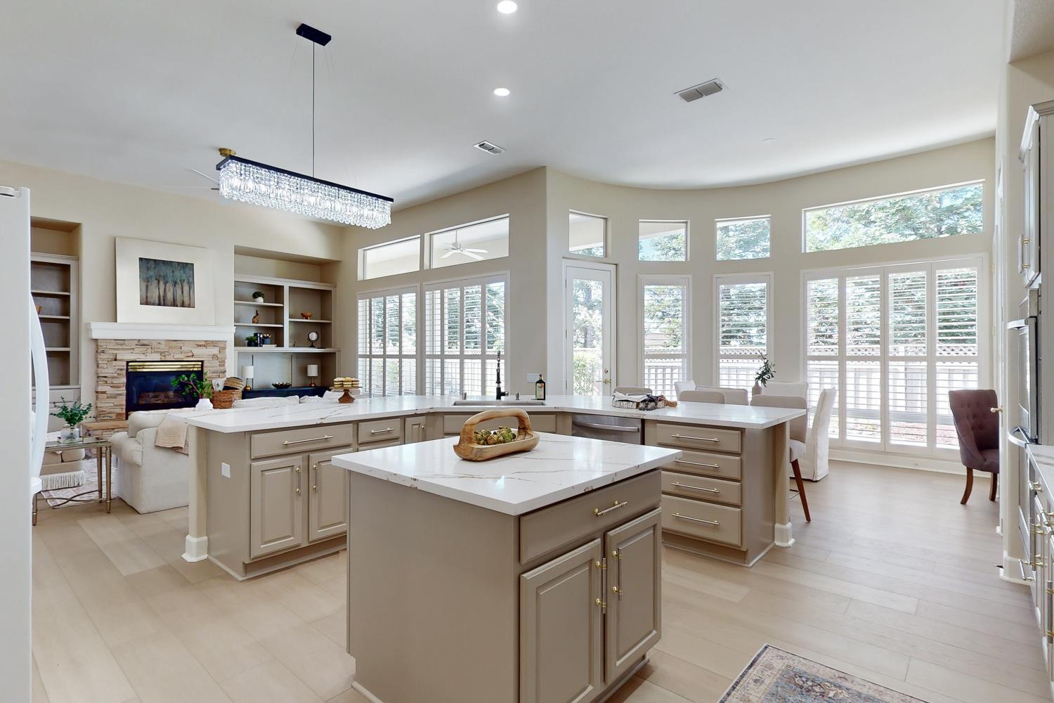 Lincoln, California, 95648, United States, 2 Bedrooms Bedrooms, ,3 BathroomsBathrooms,Residential,For Sale,1942522