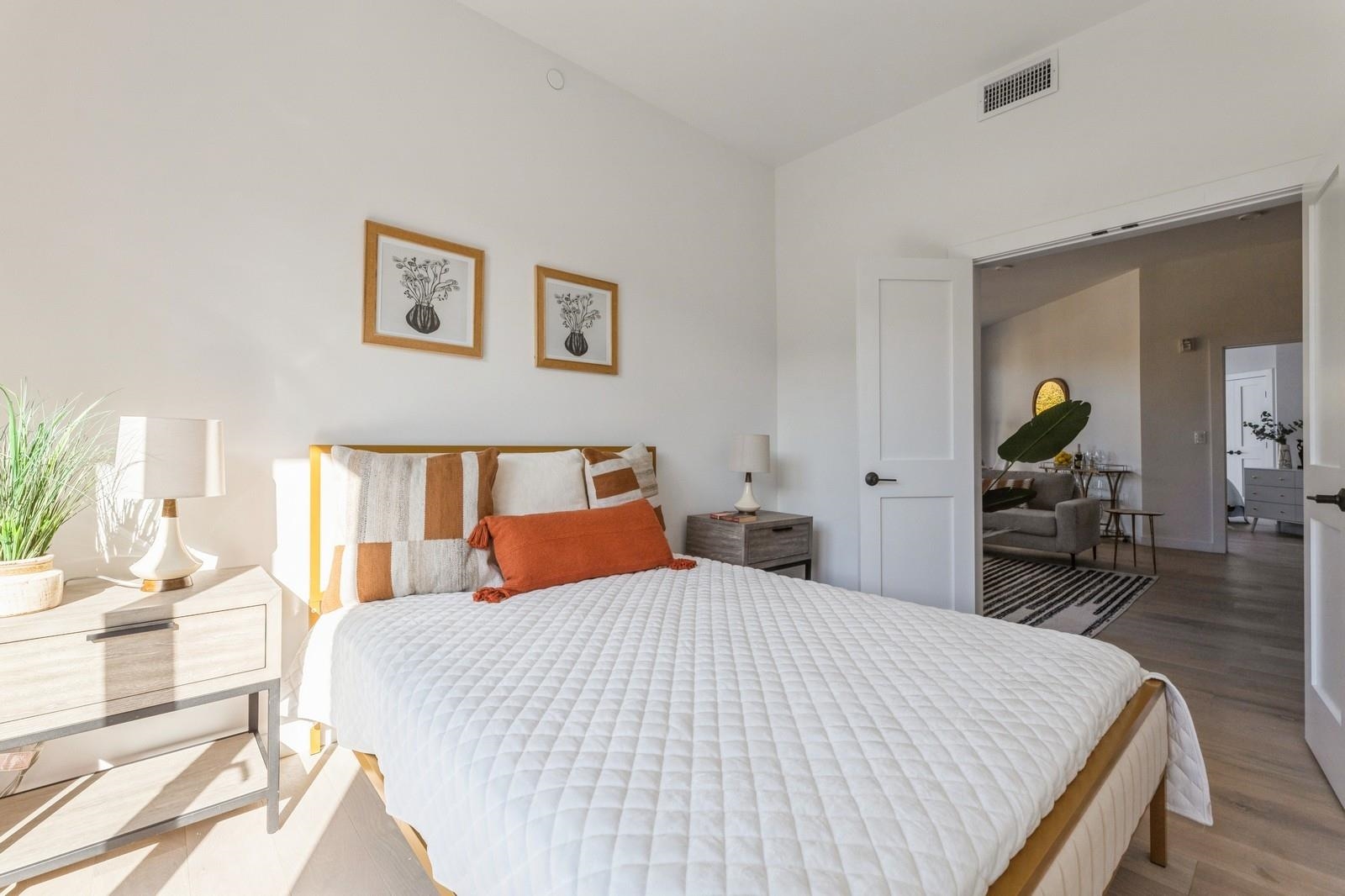 425 3rd St Unit 202, Jersey City, New Jersey, 07302, United States, 2 Bedrooms Bedrooms, ,2 BathroomsBathrooms,Residential,For Sale,425 3rd St Unit 202,1674924