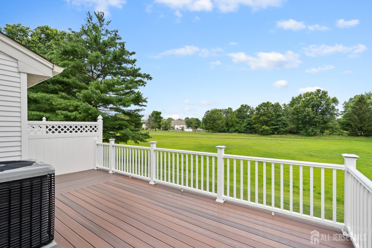 South Brunswick, New Jersey, 08824, United States, 3 Bedrooms Bedrooms, ,3 BathroomsBathrooms,Residential,For Sale,1940430