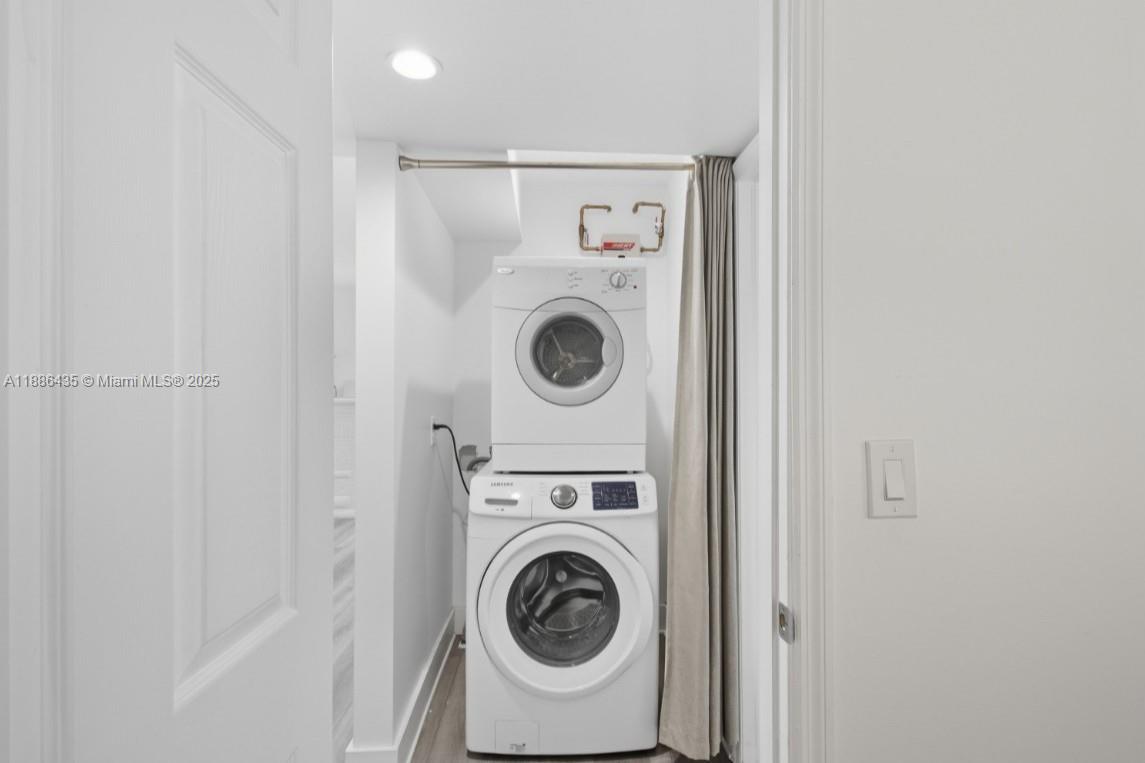 Miami, Florida, 33125, United States, 2 Bedrooms Bedrooms, ,1 BathroomBathrooms,Residential,For Sale,1954935