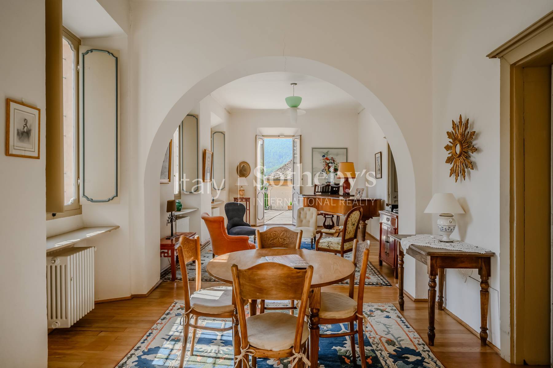  Elegant historic residence just a few kilometres from Switzerland - 物件實景