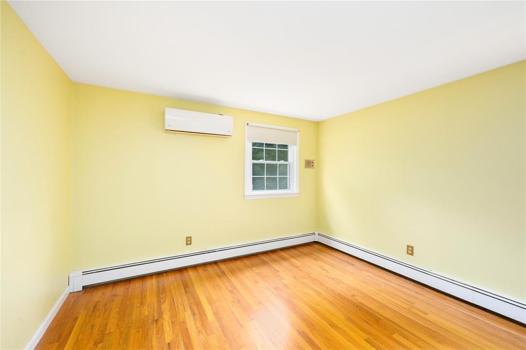 Hopewell Jct, New York, 12533, United States, 4 Bedrooms Bedrooms, ,4 BathroomsBathrooms,Residential,For Sale,1916399