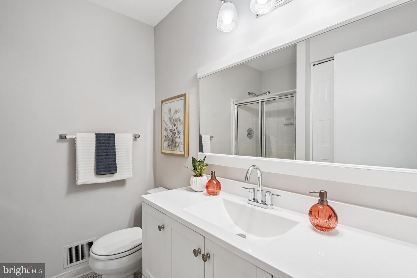 Gaithersburg, Maryland, 20878, United States, 3 Bedrooms Bedrooms, ,4 BathroomsBathrooms,Residential,For Sale,1995929