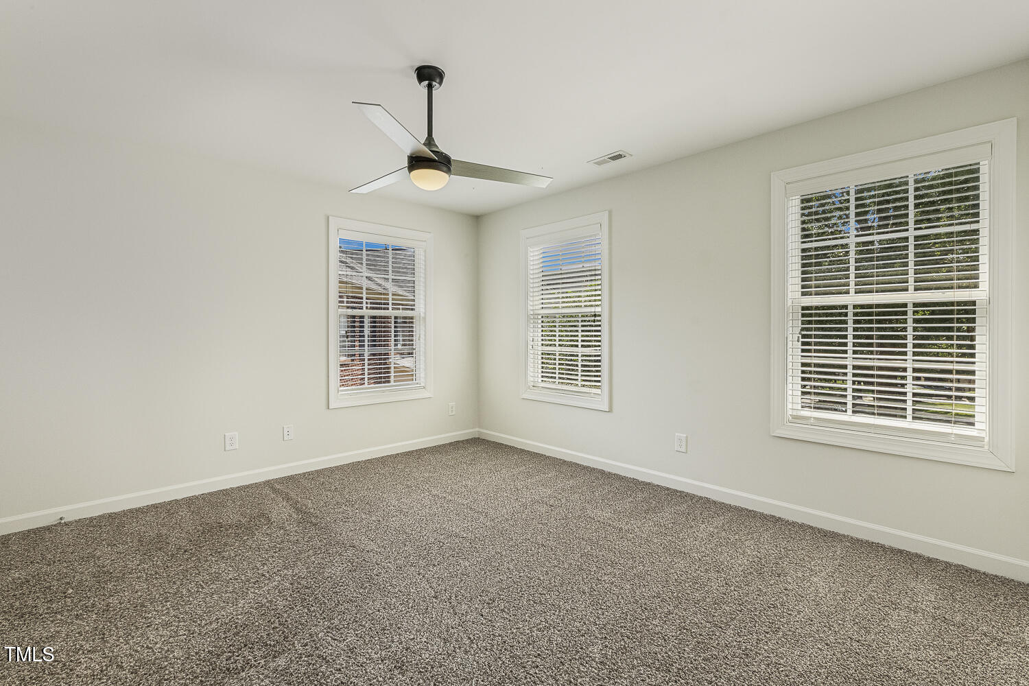 Holly Springs, North Carolina, 27540, United States, 4 Bedrooms Bedrooms, ,4 BathroomsBathrooms,Residential,For Sale,1902055