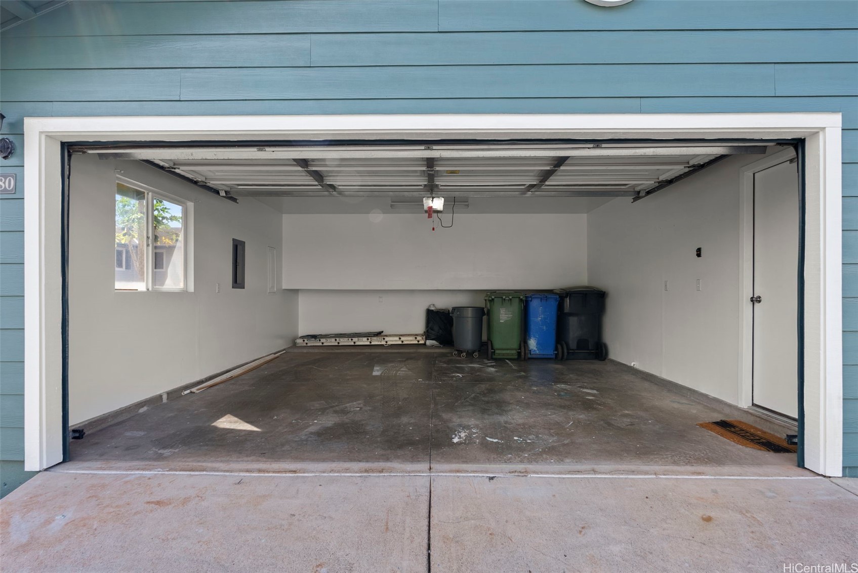Kapolei, Hawaii, 96707, United States, 3 Bedrooms Bedrooms, ,2 BathroomsBathrooms,Residential,For Sale,1924953