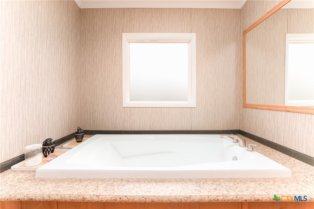 Bartlett, Texas, 76511, United States, 3 Bedrooms Bedrooms, ,2 BathroomsBathrooms,Residential,For Sale,1991211