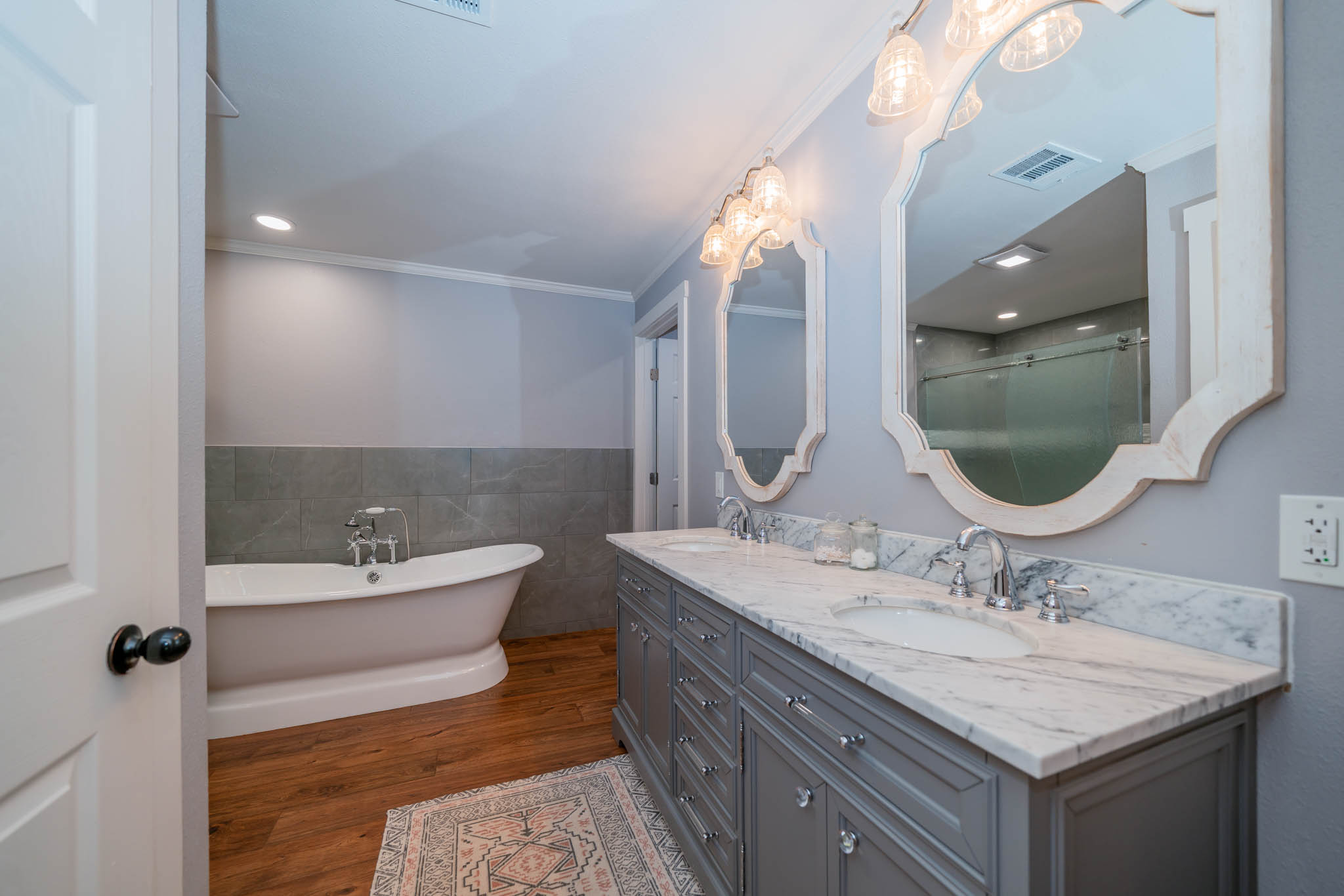 Jacksonville, Texas, 75766, United States, 4 Bedrooms Bedrooms, ,3 BathroomsBathrooms,Residential,For Sale,1975074