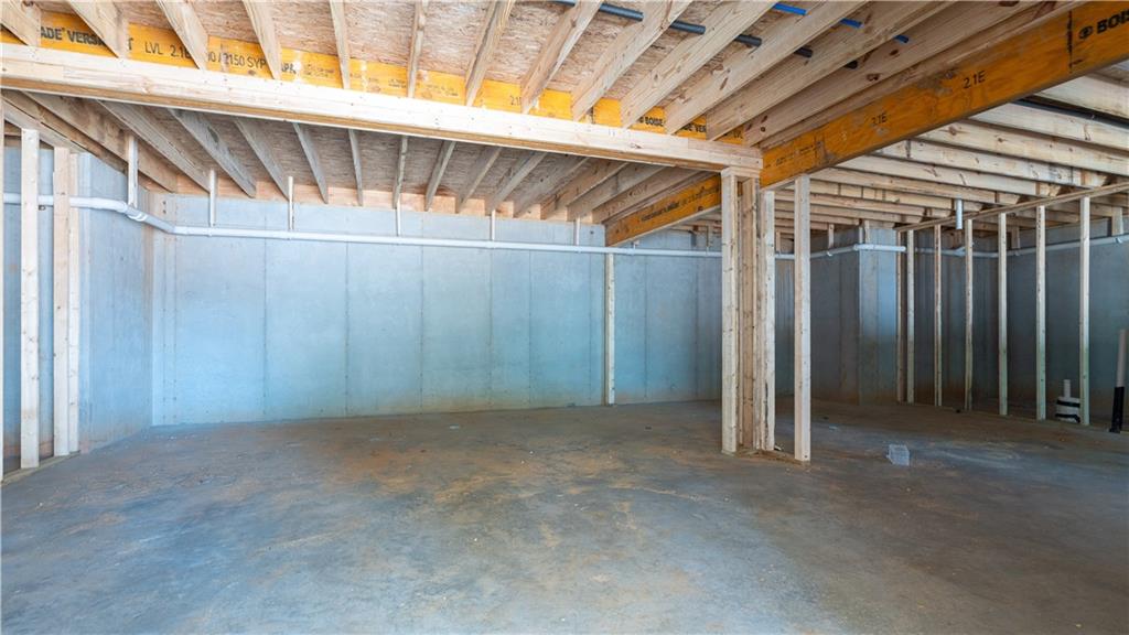 Carrollton, Georgia, 30116, United States, 4 Bedrooms Bedrooms, ,4 BathroomsBathrooms,Residential,For Sale,1897313