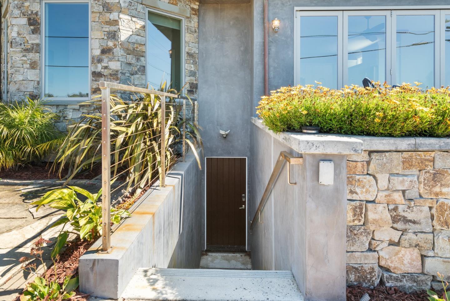 Santa Cruz, California, 95062, United States, 3 Bedrooms Bedrooms, ,3 BathroomsBathrooms,Residential,For Sale,1738627