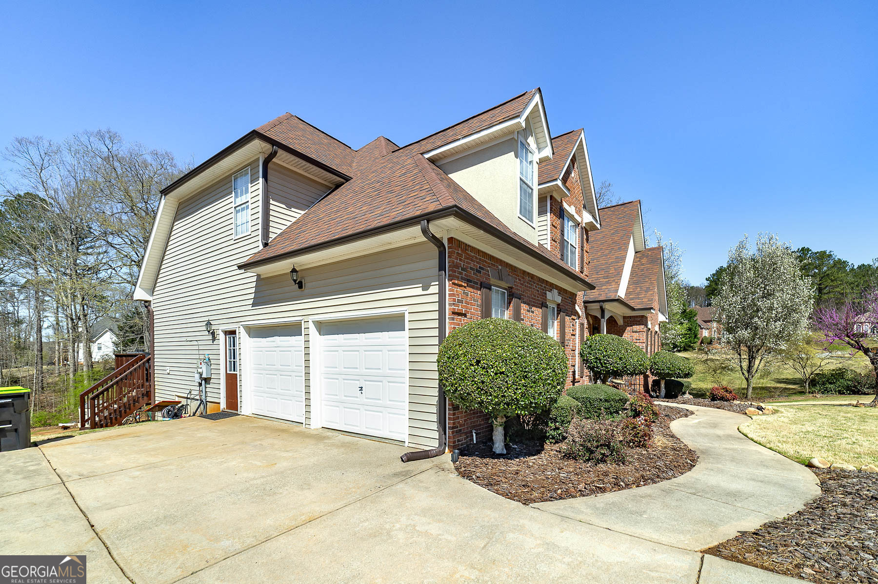 Stockbridge, Georgia, 30281, United States, 5 Bedrooms Bedrooms, ,4 BathroomsBathrooms,Residential,For Sale,1743540
