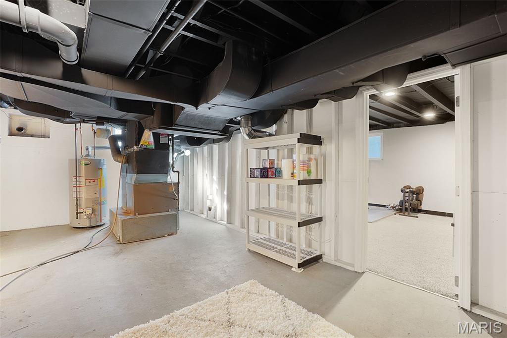 Warson Woods, Missouri, 63122, United States, 4 Bedrooms Bedrooms, ,3 BathroomsBathrooms,Residential,For Sale,1987966