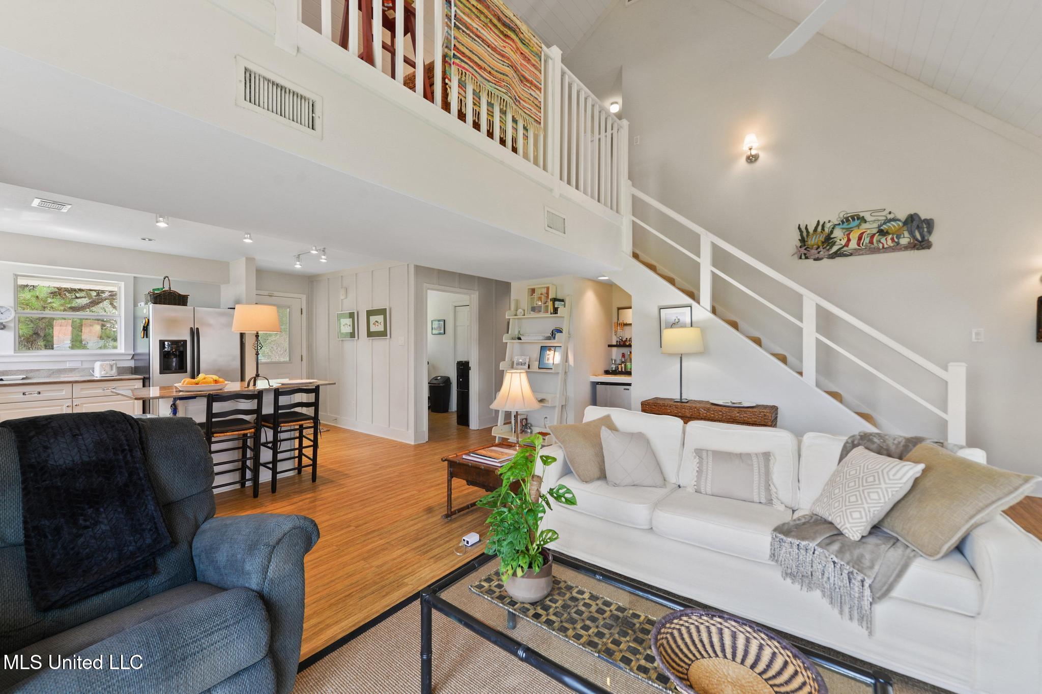 Bay Saint Louis, Mississippi, 39520, United States, 2 Bedrooms Bedrooms, ,2 BathroomsBathrooms,Residential,For Sale,1913082