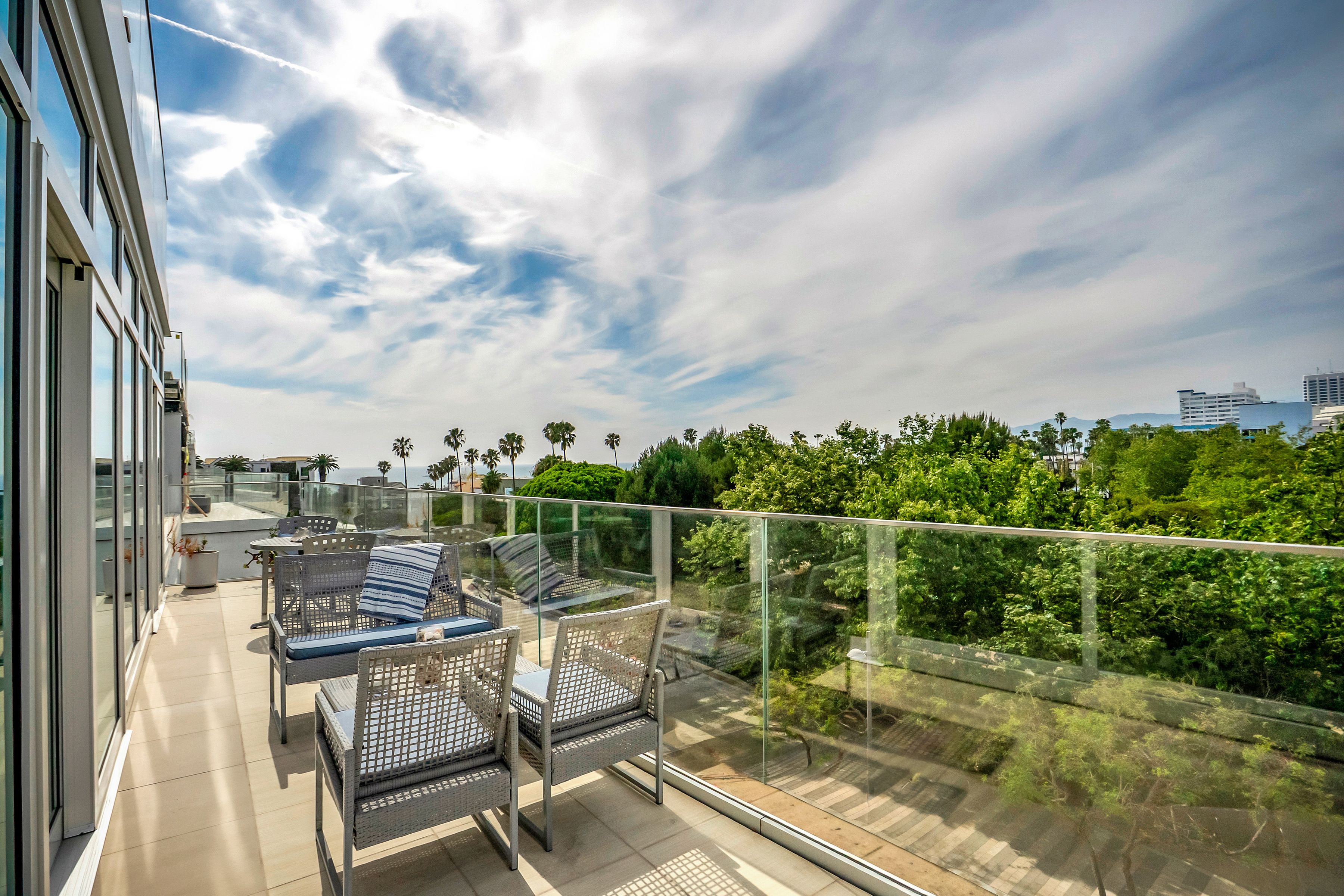  1705 Ocean Avenue, 508 - 物件實景