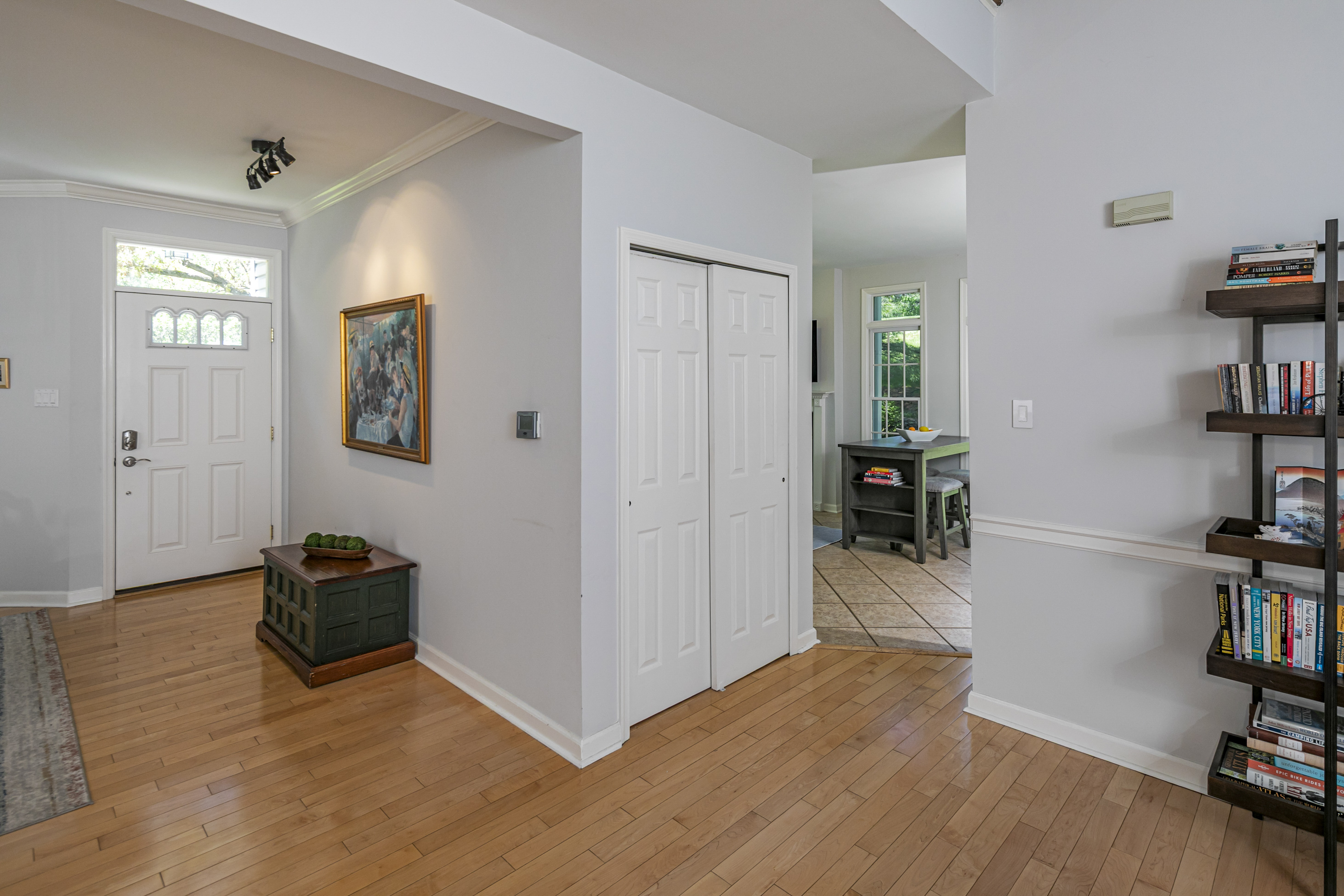  Largest End-Unit in Washington Oaks with Serene Views and Upgrades Galore - 物件實景