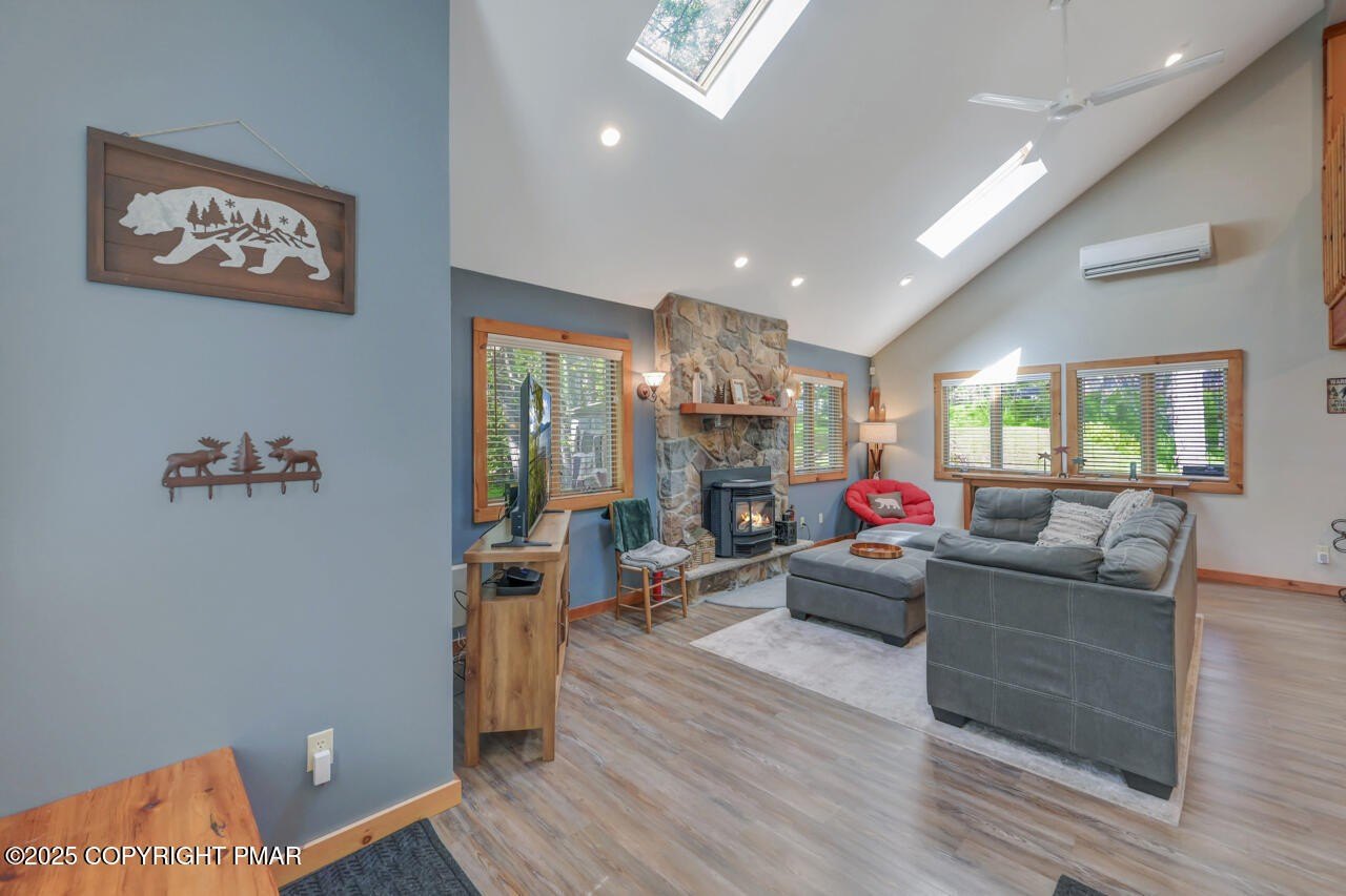 Pocono Pines, Pennsylvania, 18350, United States, 3 Bedrooms Bedrooms, ,2 BathroomsBathrooms,Residential,For Sale,1976304