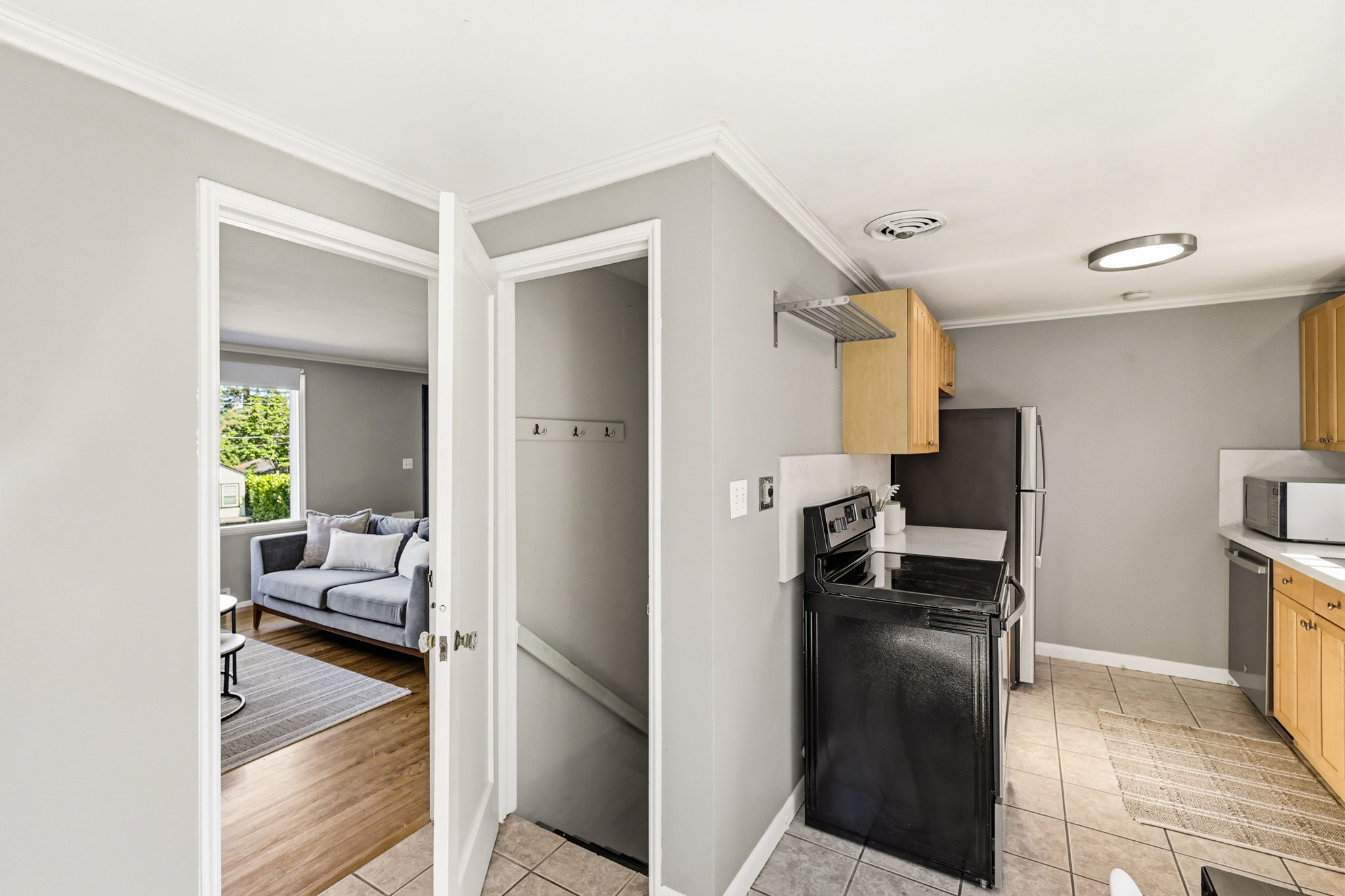 8257 Interlake Ave N, Seattle, WA 98103 - 物件實景