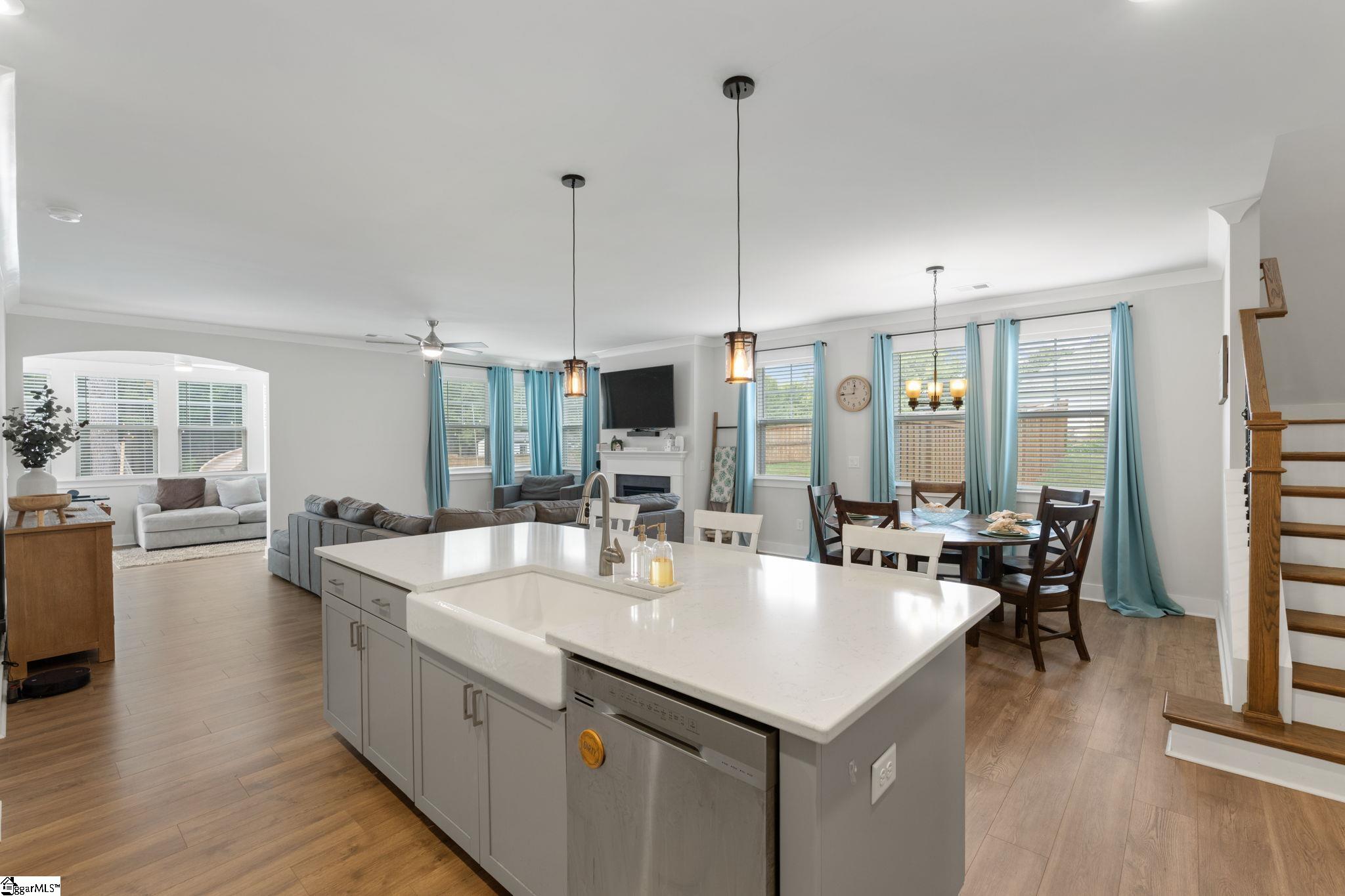 Belton, South Carolina, 29627, United States, 5 Bedrooms Bedrooms, ,4 BathroomsBathrooms,Residential,For Sale,1901180