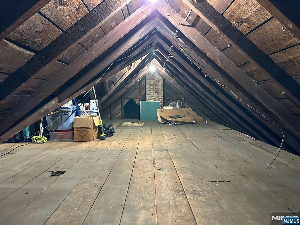 Kearny, New Jersey, 07032, United States, 4 Bedrooms Bedrooms, ,2 BathroomsBathrooms,Residential,For Sale,1980057