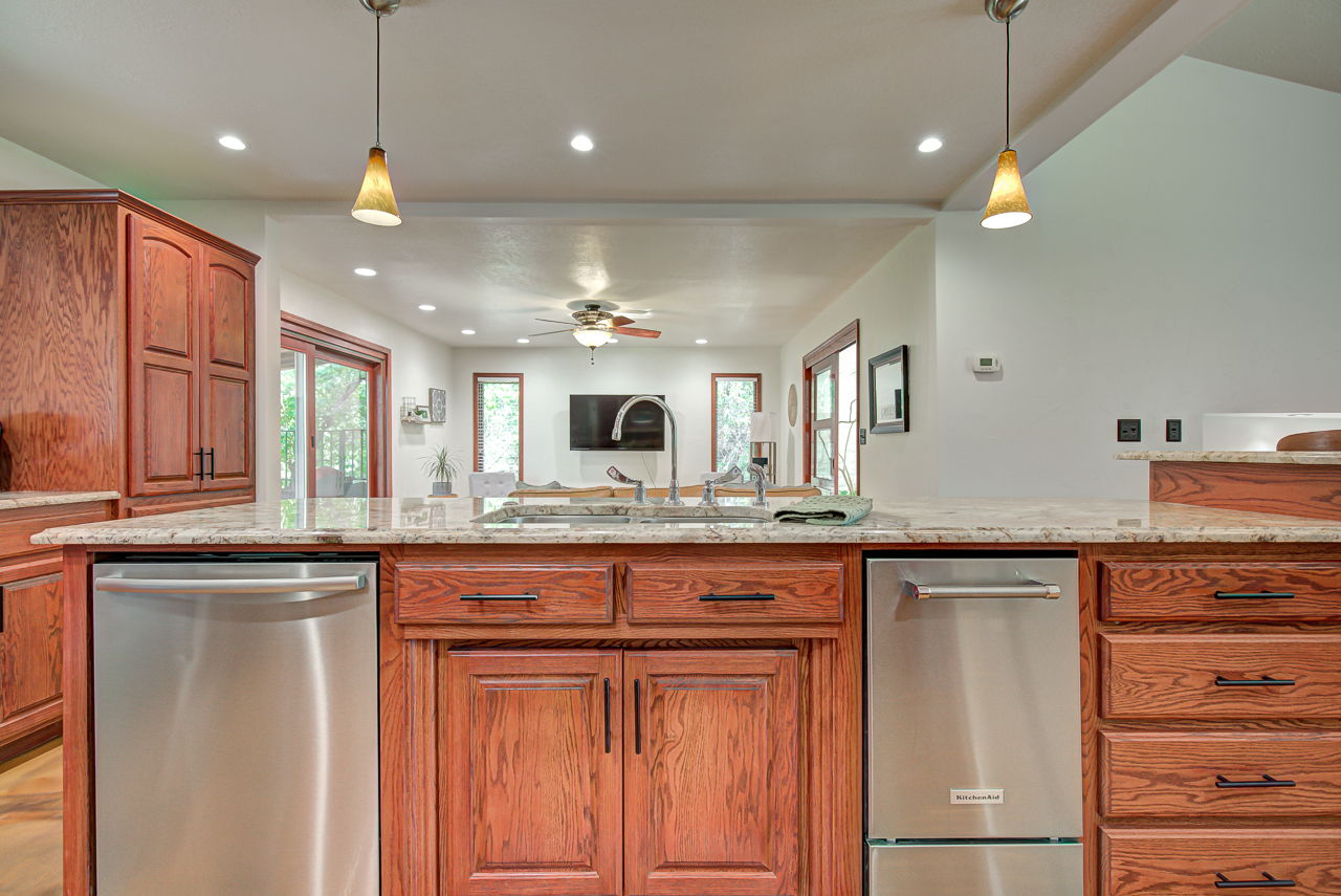 Enid, Oklahoma, 73703, United States, 4 Bedrooms Bedrooms, ,3 BathroomsBathrooms,Residential,For Sale,1810033