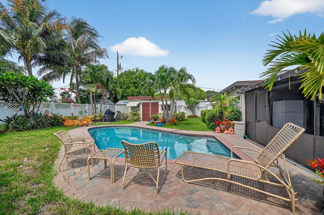 Palm Springs, Florida, 33461, United States, 3 Bedrooms Bedrooms, ,2 BathroomsBathrooms,Residential,For Sale,1901355