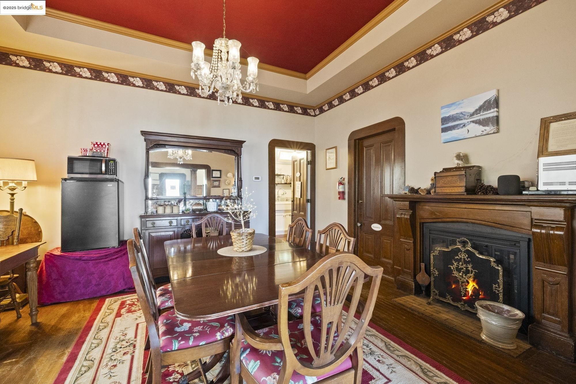 Sonora, California, 95370, United States, 5 Bedrooms Bedrooms, ,5 BathroomsBathrooms,Residential,For Sale,1903686