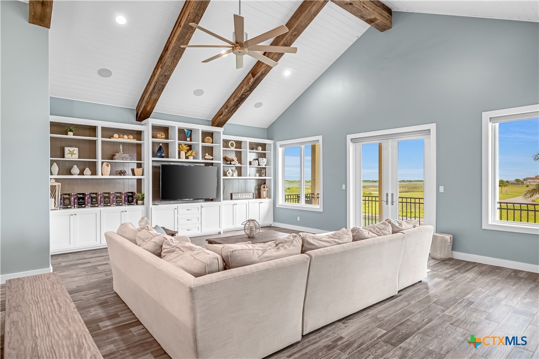 Port O'Connor, Texas, 77979, United States, 5 Bedrooms Bedrooms, ,3 BathroomsBathrooms,Residential,For Sale,1925568