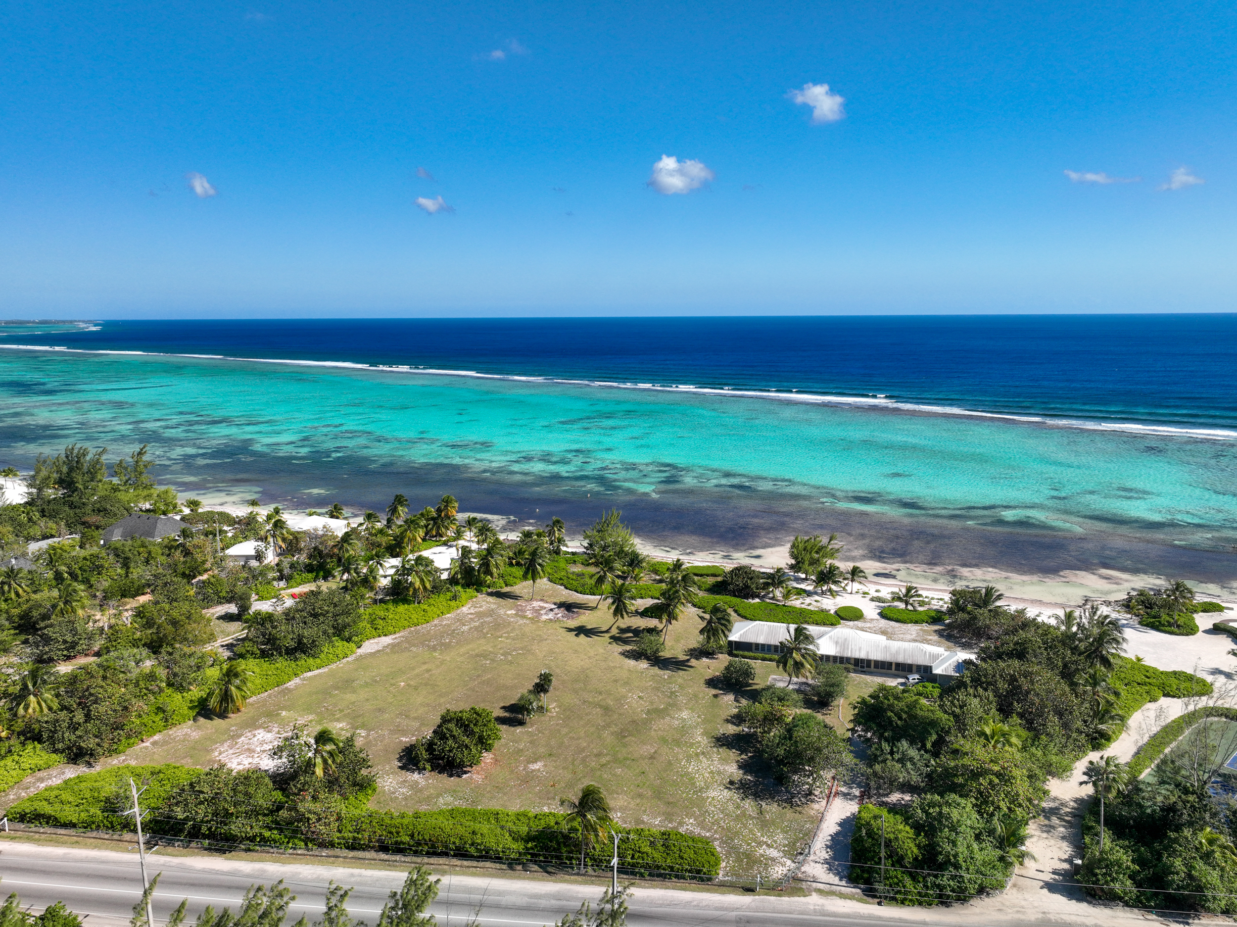  Prime Beachfront Land - 物件實景
