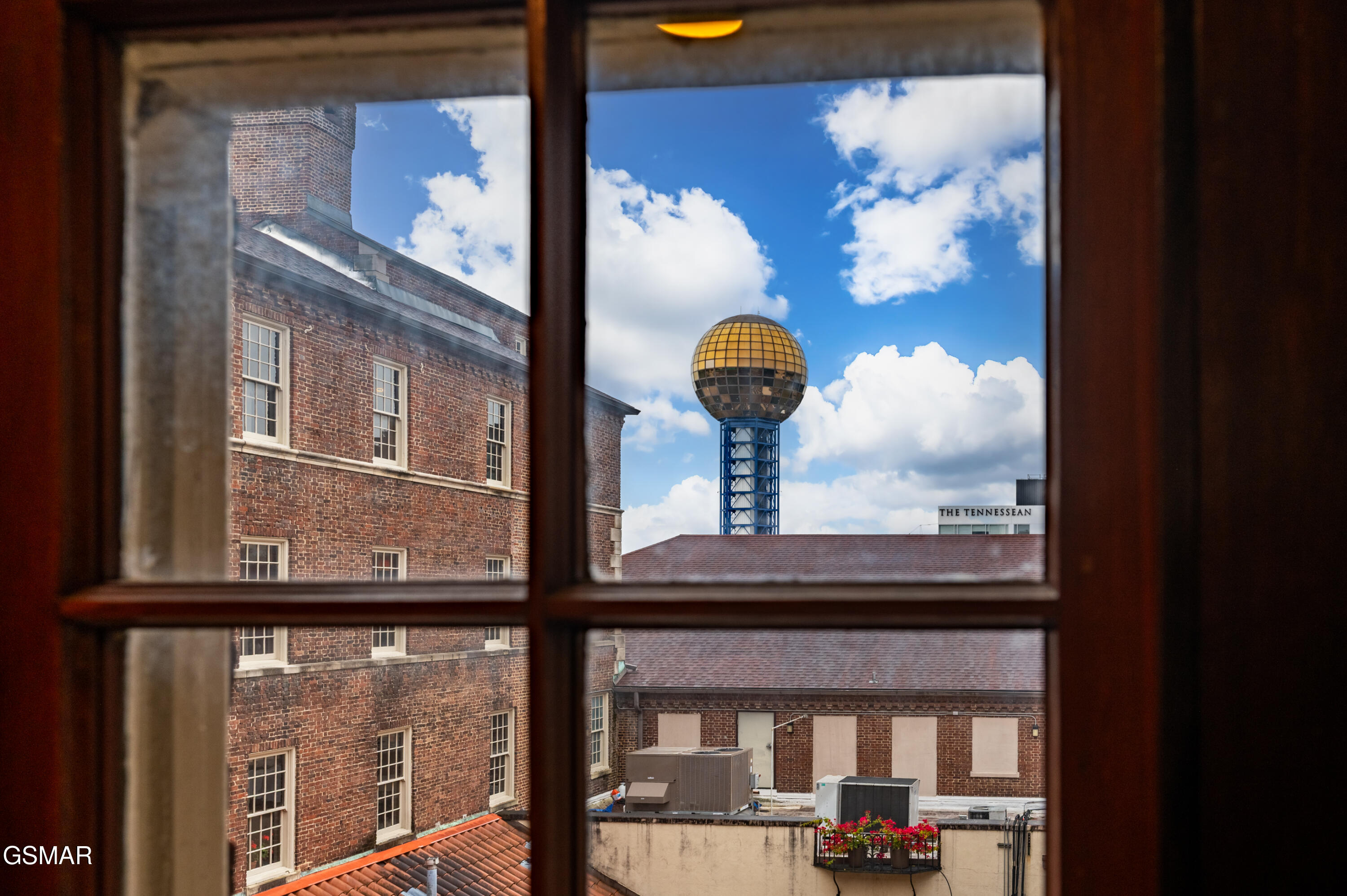 Knoxville, Tennessee, 37902, United States, 3 Bedrooms Bedrooms, ,3 BathroomsBathrooms,Residential,For Sale,2000047