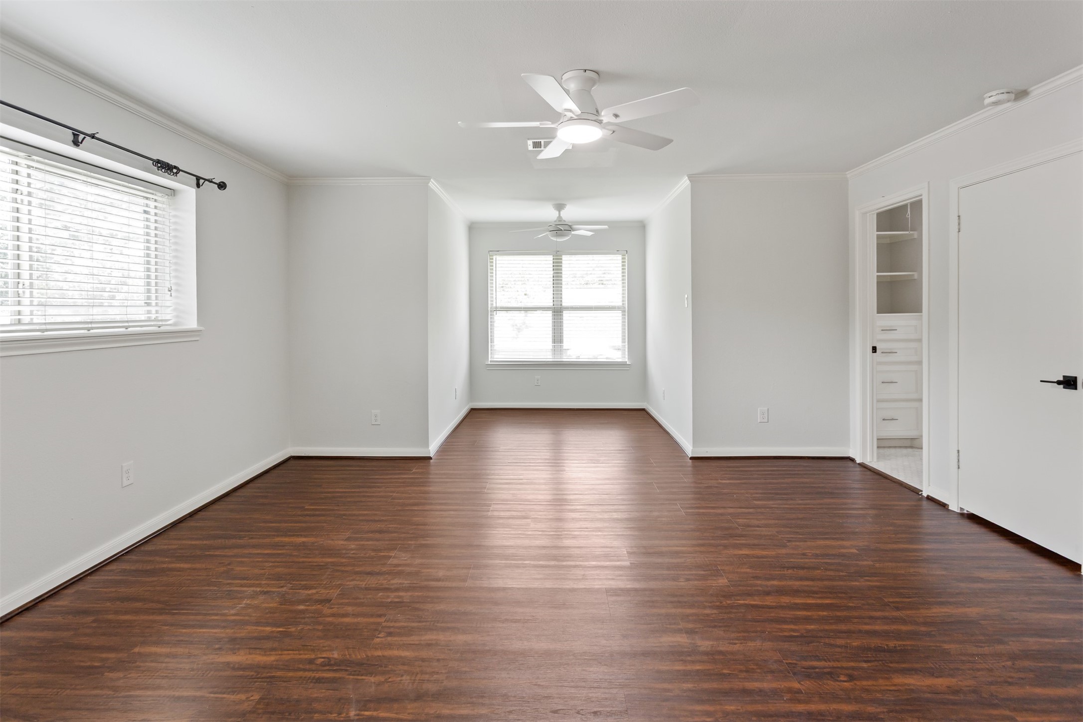 Houston, Texas, 77018, United States, 4 Bedrooms Bedrooms, ,3 BathroomsBathrooms,Residential,For Sale,1927156