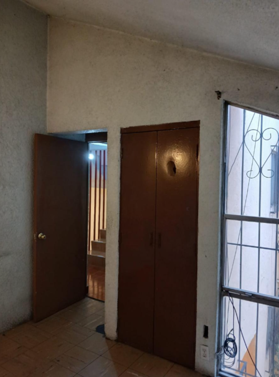 Coyoacán, Ciudad de México, 04700, Mexico, 5 Bedrooms Bedrooms, ,2 BathroomsBathrooms,Residential,For Sale,1849593