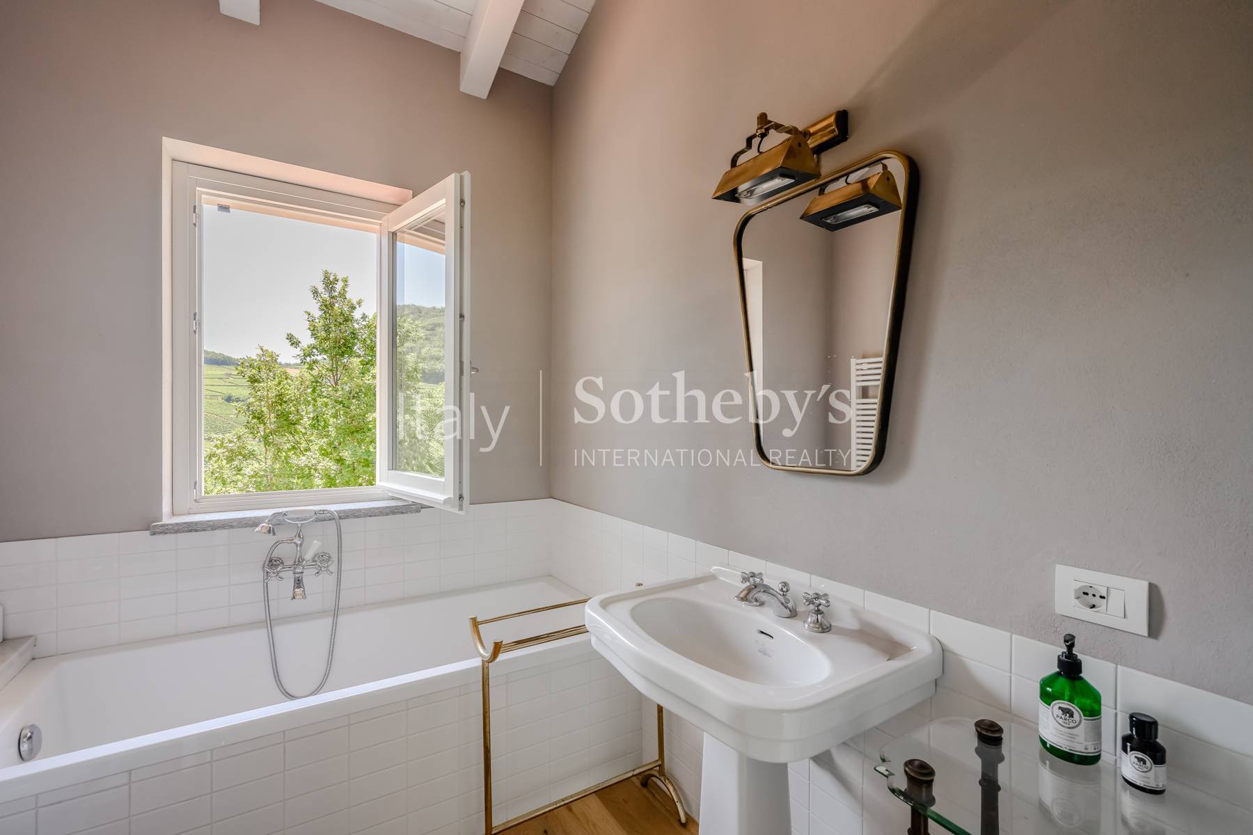  Charming country house with swimming pool in the Langhe - 物件實景