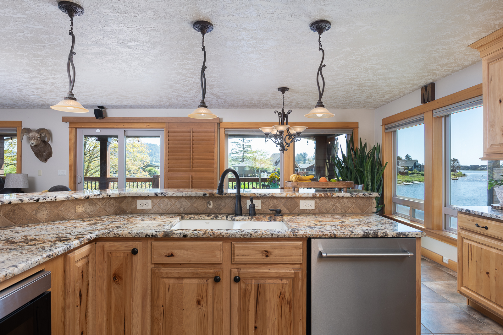 Pacific City, Oregon, 97135, United States, 5 Bedrooms Bedrooms, ,4 BathroomsBathrooms,Residential,For Sale,1998064