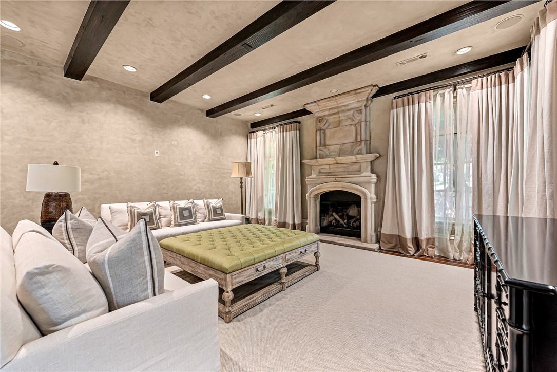 Rogers, Arkansas, 72758, United States, 3 Bedrooms Bedrooms, ,5 BathroomsBathrooms,Residential,For Sale,1857707