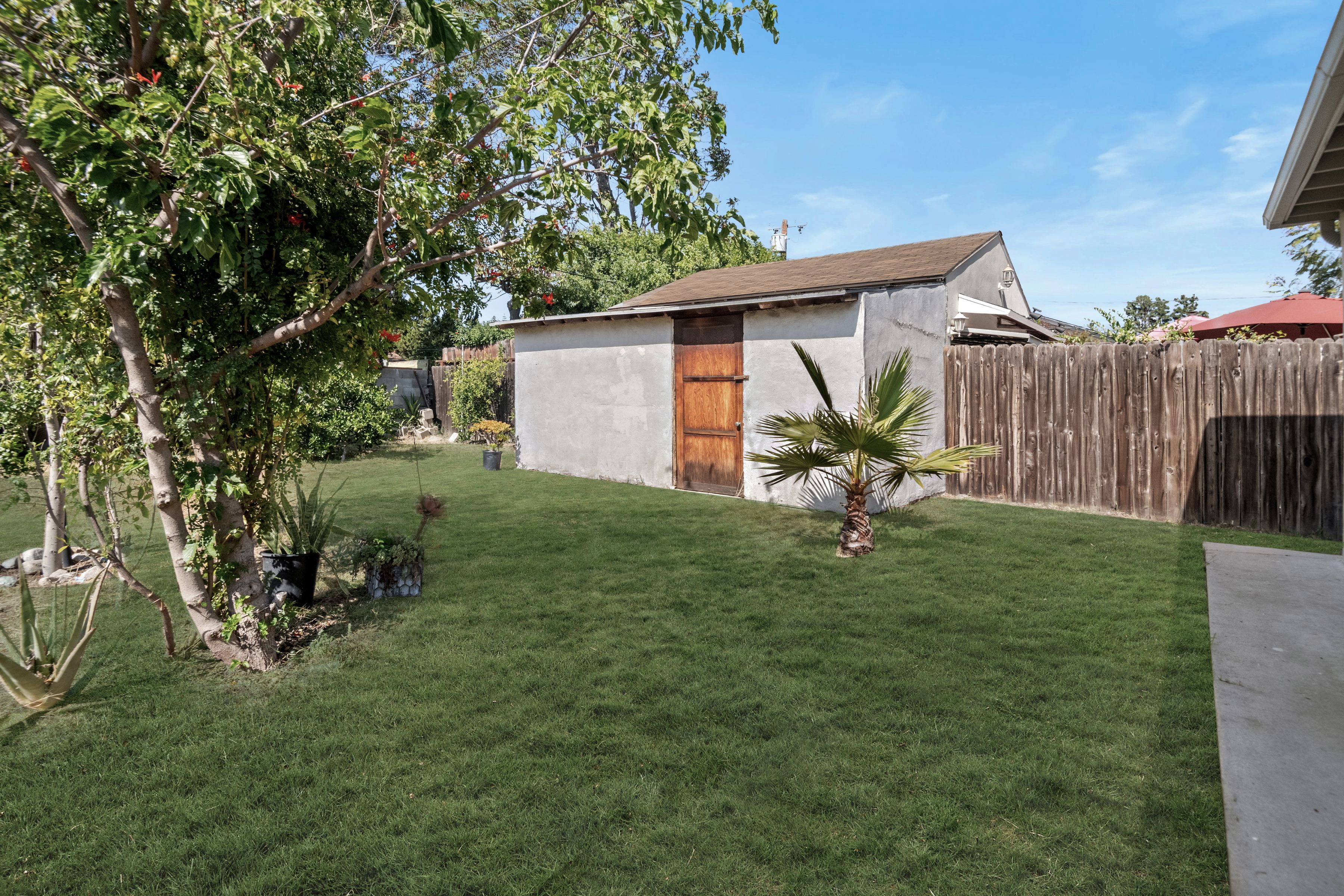  11351 Bessemer Street, North Hollywood - 物件實景